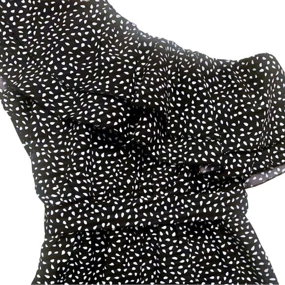 One Shoulder Ruffle Black White Dot Print Jumpsuit Small Sleeveless Wide Leg - Picture 2 of 8